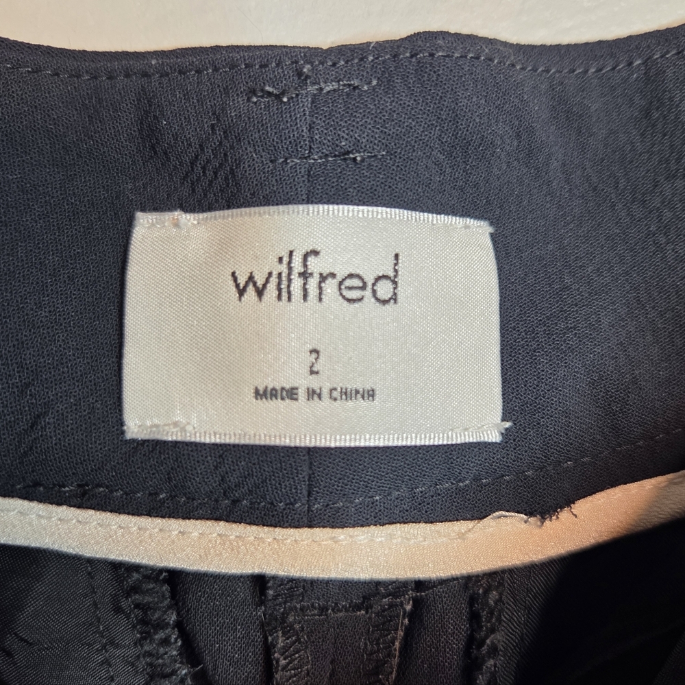 Wilfred Navy Blue Tailored Dress Pants Size 2 Crepe High Rise Straight Leg - Picture 6 of 7